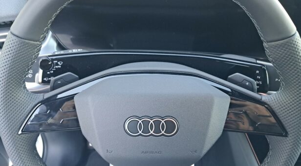 AUDI Q3 TODOTERRENO 1.5 PHEV S TRONIC S LINE 272 5p AUDI Q3 TODOTERRENO 1.5 PHEV S TRONIC S LINE 272 5p