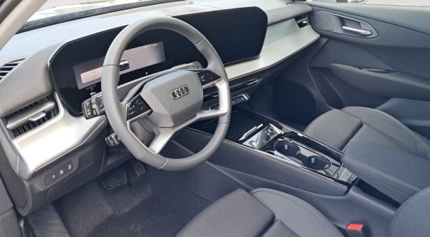AUDI Q3 TODOTERRENO 1.5 PHEV S TRONIC ADVANCED 272 5p AUDI Q3 TODOTERRENO 1.5 PHEV S TRONIC ADVANCED 272 5p