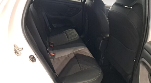 TOYOTA YARIS Yaris 120H e-CVT 5P Style