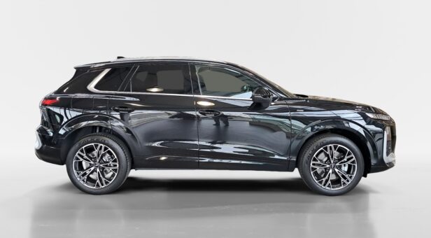 AUDI Q3 TODOTERRENO 1.5 PHEV S TRONIC S LINE 272 5p AUDI Q3 TODOTERRENO 1.5 PHEV S TRONIC S LINE 272 5p