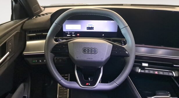 AUDI Q3 TODOTERRENO 1.5 PHEV S TRONIC BLACK LINE 272 5p
