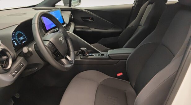 TOYOTA C-HR TODOTERRENO 1.8 HEV ADVANCE CVT 140 5p TOYOTA C-HR TODOTERRENO 1.8 HEV ADVANCE CVT 140 5p