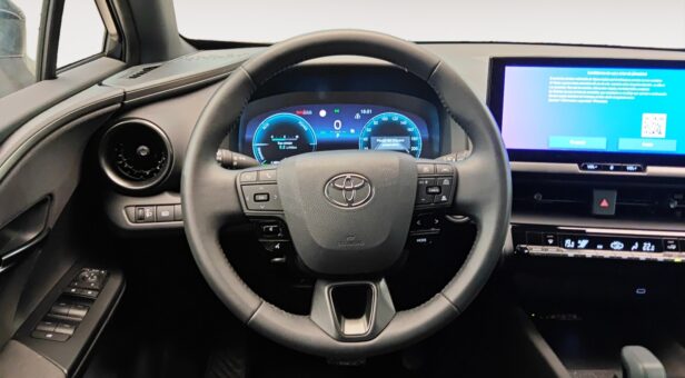 TOYOTA C-HR TODOTERRENO 1.8 HEV ADVANCE CVT 140 5p TOYOTA C-HR TODOTERRENO 1.8 HEV ADVANCE CVT 140 5p