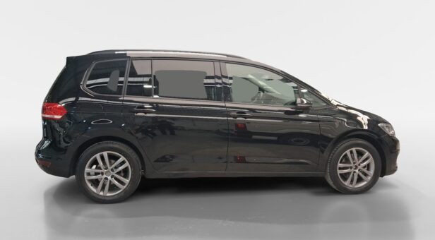 VOLKSWAGEN TOURAN MONOVOLUMEN COMPACTO 1.5 TSI 110KW DSG LIFE 150 5P 7 Plazas