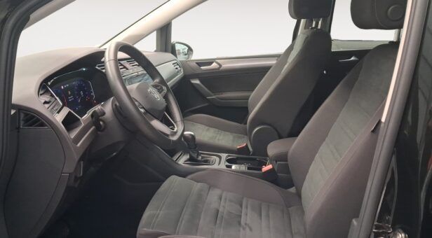 VOLKSWAGEN TOURAN MONOVOLUMEN COMPACTO 1.5 TSI 110KW DSG LIFE 150 5P 7 Plazas