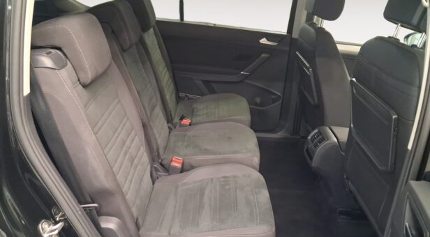 VOLKSWAGEN TOURAN MONOVOLUMEN COMPACTO 1.5 TSI 110KW DSG LIFE 150 5P 7 Plazas