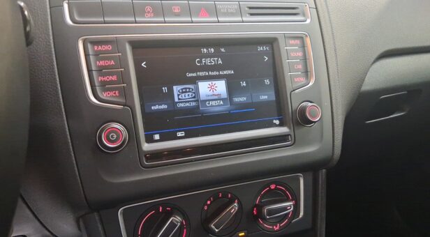 VOLKSWAGEN POLO BERLINA CON PORTON 1.2 TSI BMT 90 5p
