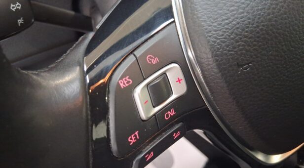 VOLKSWAGEN POLO BERLINA CON PORTON 1.2 TSI BMT 90 5p