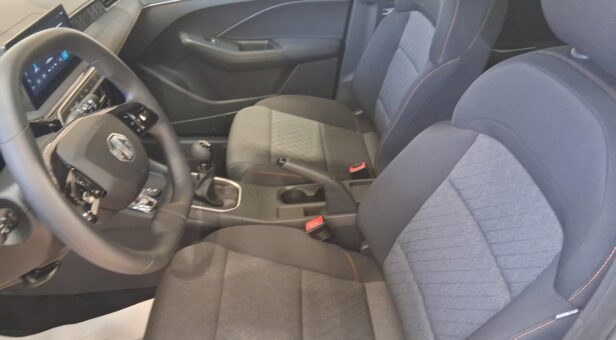 MG MG 3 COMFORT 1.5 MT Ice