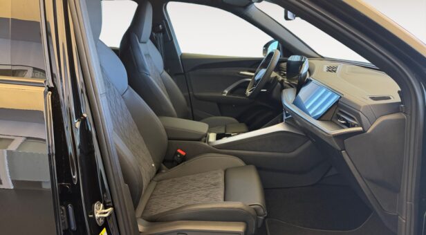 AUDI AUDI Q5 AUDI Q5 SUV BLACK LINE EDITION TDi QUATTRO 150 KW S TRONIC