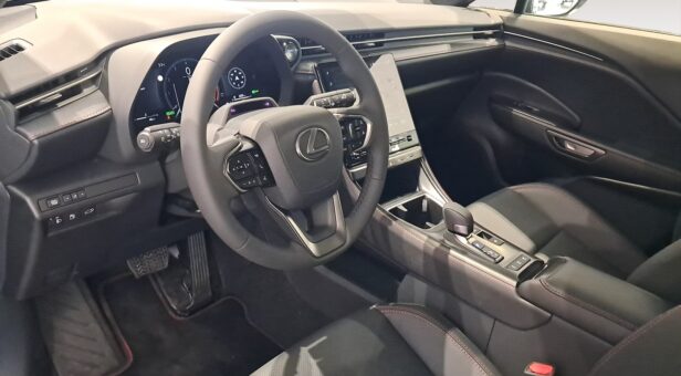 LEXUS LBX Emotion