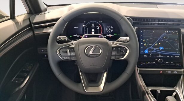 LEXUS LBX Emotion