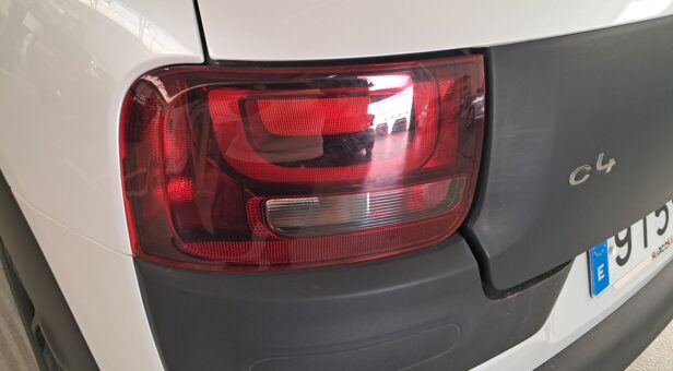 CITROEN C4 BERLINA CON PORTON 1.2 PURETECH 81KW TONIC 110 5p
