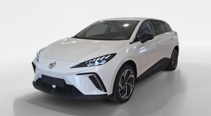 MG MG 4 MG MG4 MCE EDU 64KWh LUX