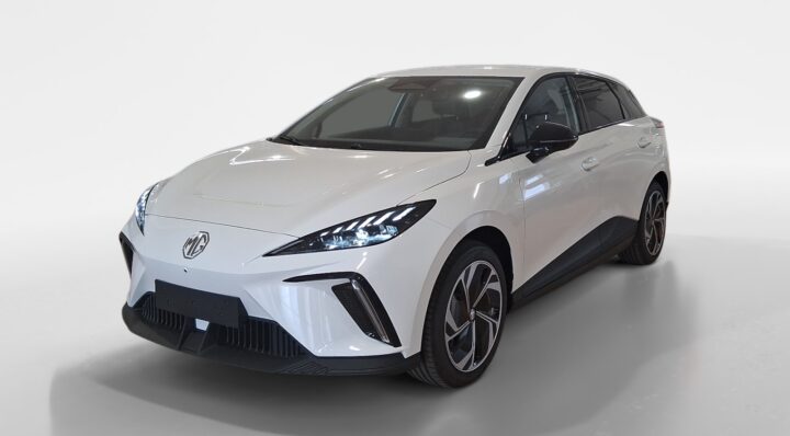 MG MG 4 MG MG4 MCE EDU 64KWh LUX