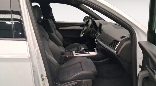 AUDI Q5 SPORTBACK TODOTERRENO 2.0 TDI MHEV BLACK LINE S TRONIC QUATTRO 204 5p AUDI Q5 SPORTBACK TODOTERRENO 2.0 TDI MHEV BLACK LINE S TRONIC QUATTRO 204 5p