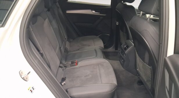 AUDI Q5 SPORTBACK TODOTERRENO 2.0 TDI MHEV BLACK LINE S TRONIC QUATTRO 204 5p AUDI Q5 SPORTBACK TODOTERRENO 2.0 TDI MHEV BLACK LINE S TRONIC QUATTRO 204 5p