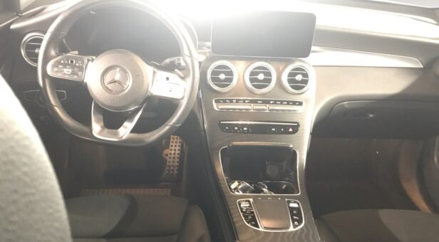 MERCEDES GLC-CLASS GLC 200 4MATIC AMG LINE Coupe