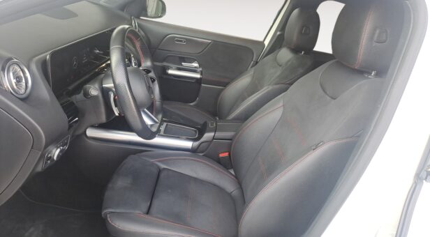 MERCEDES CLASE GLA -CLASS GLA 200 d AMG LINE