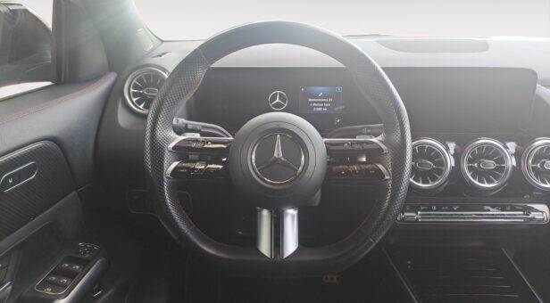 MERCEDES CLASE GLA -CLASS GLA 200 d AMG LINE