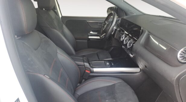 MERCEDES CLASE GLA -CLASS GLA 200 d AMG LINE