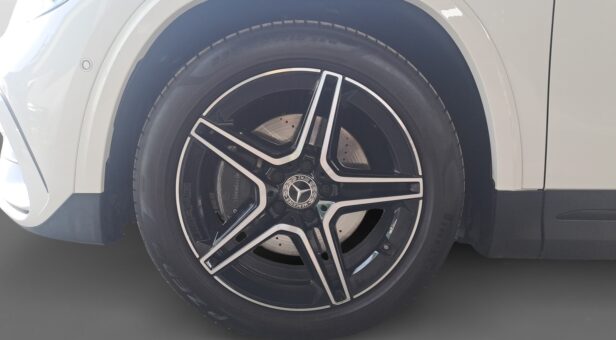 MERCEDES CLASE GLA -CLASS GLA 200 d AMG LINE