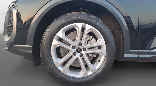 AUDI Q5 TODOTERRENO 2.0 40 TDI S TRONIC QUATTRO S LINE 204 5p