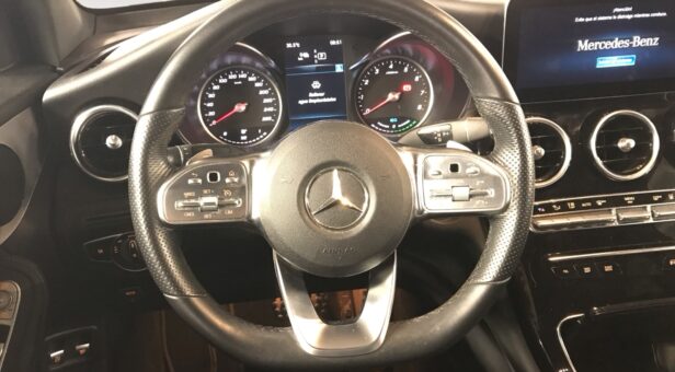 MERCEDES GLC-CLASS GLC 300 E 4MATIC AMG Line
