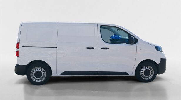 TOYOTA PROACE FURGON 1.5D 88KW L1 GX 120 4p TOYOTA PROACE FURGON 1.5D 88KW L1 GX 120 4p