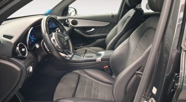 MERCEDES GLC-CLASS GLC 300 de 4Matic AMG Line MERCEDES GLC-CLASS GLC 300 de 4Matic AMG Line