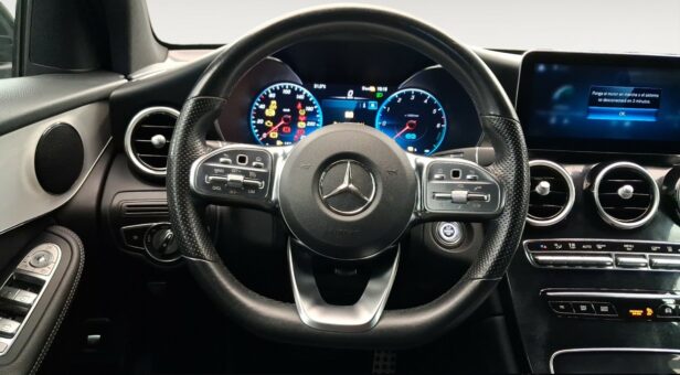 MERCEDES GLC-CLASS GLC 300 de 4Matic AMG Line MERCEDES GLC-CLASS GLC 300 de 4Matic AMG Line