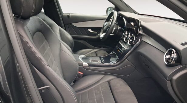 MERCEDES GLC-CLASS GLC 300 de 4Matic AMG Line MERCEDES GLC-CLASS GLC 300 de 4Matic AMG Line