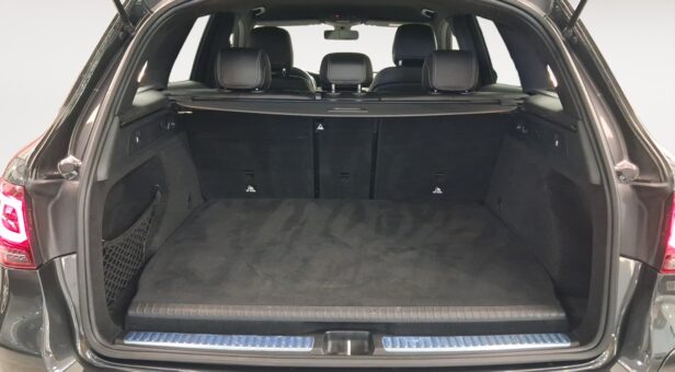 MERCEDES GLC-CLASS GLC 300 de 4Matic AMG Line MERCEDES GLC-CLASS GLC 300 de 4Matic AMG Line