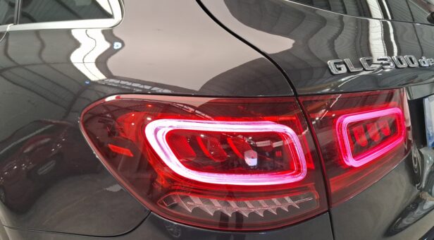 MERCEDES GLC-CLASS GLC 300 de 4Matic AMG Line MERCEDES GLC-CLASS GLC 300 de 4Matic AMG Line