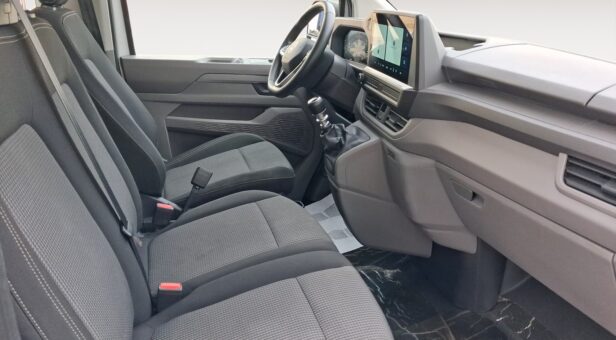 VOLKSWAGEN CARAVELLE MONOVOLUMEN 2.0 TDI 81KW SWB 110 4P 8 Plazas