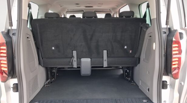 VOLKSWAGEN CARAVELLE MONOVOLUMEN 2.0 TDI 81KW SWB 110 4P 8 Plazas