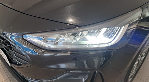 FORD FOCUS BERLINA CON PORTON 1.0 ECOBOOST MHEV 114KW ST-LINE AUTO 155 5p