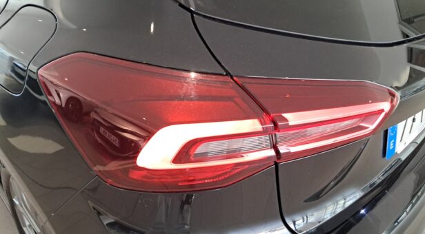 FORD FOCUS BERLINA CON PORTON 1.0 ECOBOOST MHEV 114KW ST-LINE AUTO 155 5p