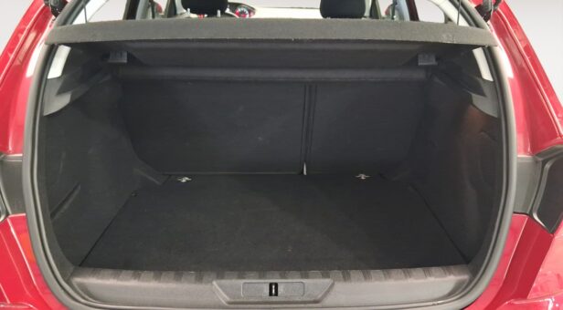 PEUGEOT CLIO BERLINA CON PORTON 1.2 PURETECH 81KW STYLE 110 5p
