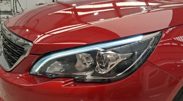 PEUGEOT CLIO BERLINA CON PORTON 1.2 PURETECH 81KW STYLE 110 5p