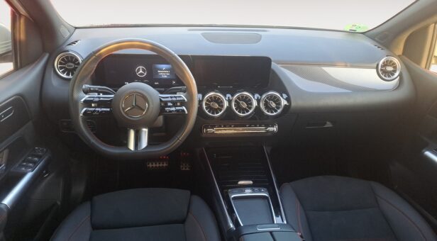 MERCEDES B-CLASS B 200 D