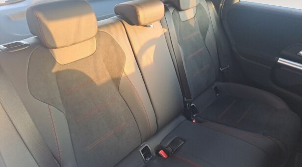 MERCEDES B-CLASS B 200 D