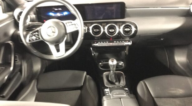 MERCEDES A-CLASS A 180 Sedan