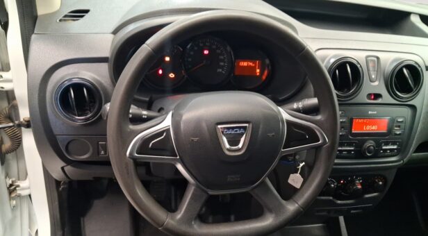 DACIA DOKKER 1.5 BLUE DCI STEPWAY COMFORT 70KW 95 5p