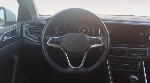 VOLKSWAGEN POLO BERLINA CON PORTON 1.0 TSI 81KW DSG LIFE 110 5p