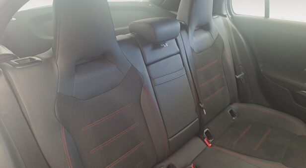 MERCEDES A-CLASS A 180 Sedan