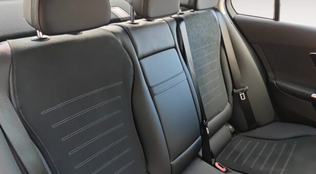 MERCEDES C-CLASS C 300 de