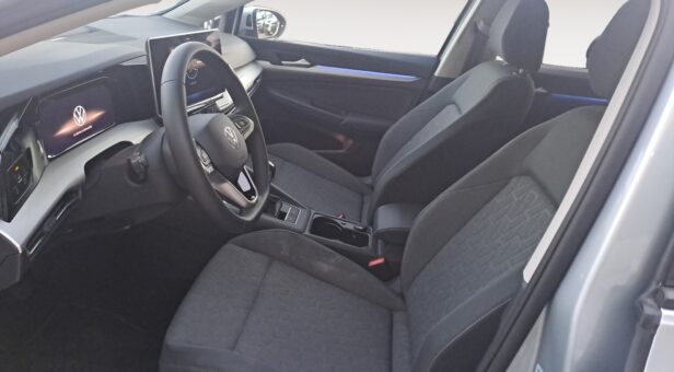 VOLKSWAGEN GOLF BERLINA CON PORTON 2.0 TDI 85KW MAS 116 5p