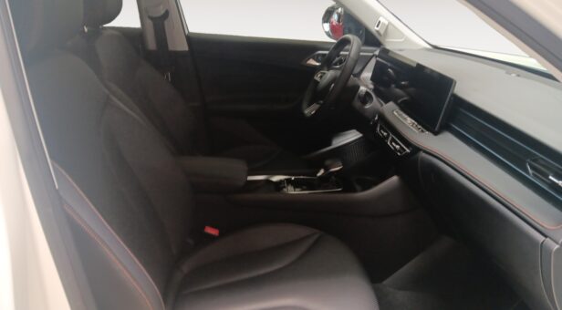 MG EHS MG HS HEV 1.5t LUX