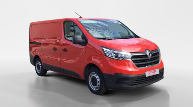 RENAULT TRAFIC FURGON 2.0 ENERGY BLUEDCI 107KW 29 L1H1 EDC 145 4p RENAULT TRAFIC FURGON 2.0 ENERGY BLUEDCI 107KW 29 L1H1 EDC 145 4p